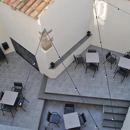 Hostal Universitat Cervera  Exterior foto