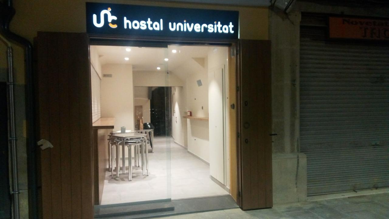 Hostal Universitat Cervera  Exterior foto